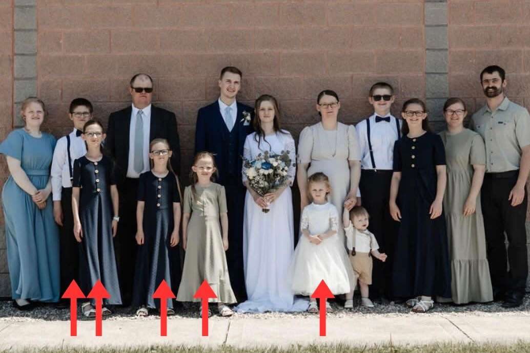 Community Rallies Around Family After Five Children Killed In Mapleton Crash